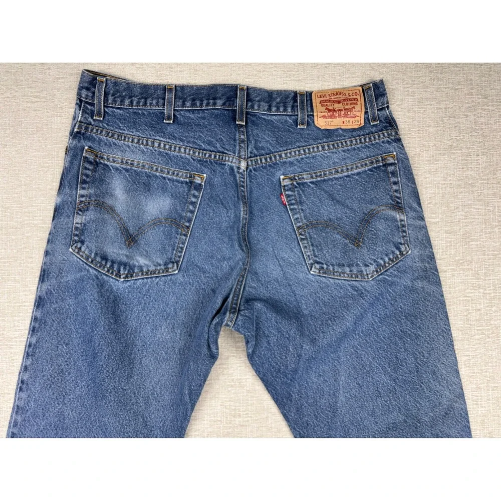 Levis levis 517